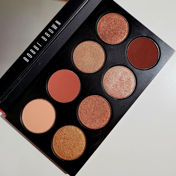 Bobbi Brown Infra-Red Eyeshadow Palette Limited Edition - Picture 2 of 6
